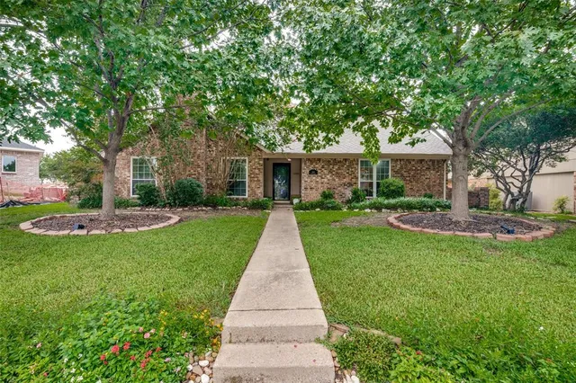 $439,999 | 1501 Barclay Drive, Richardson, TX 75081