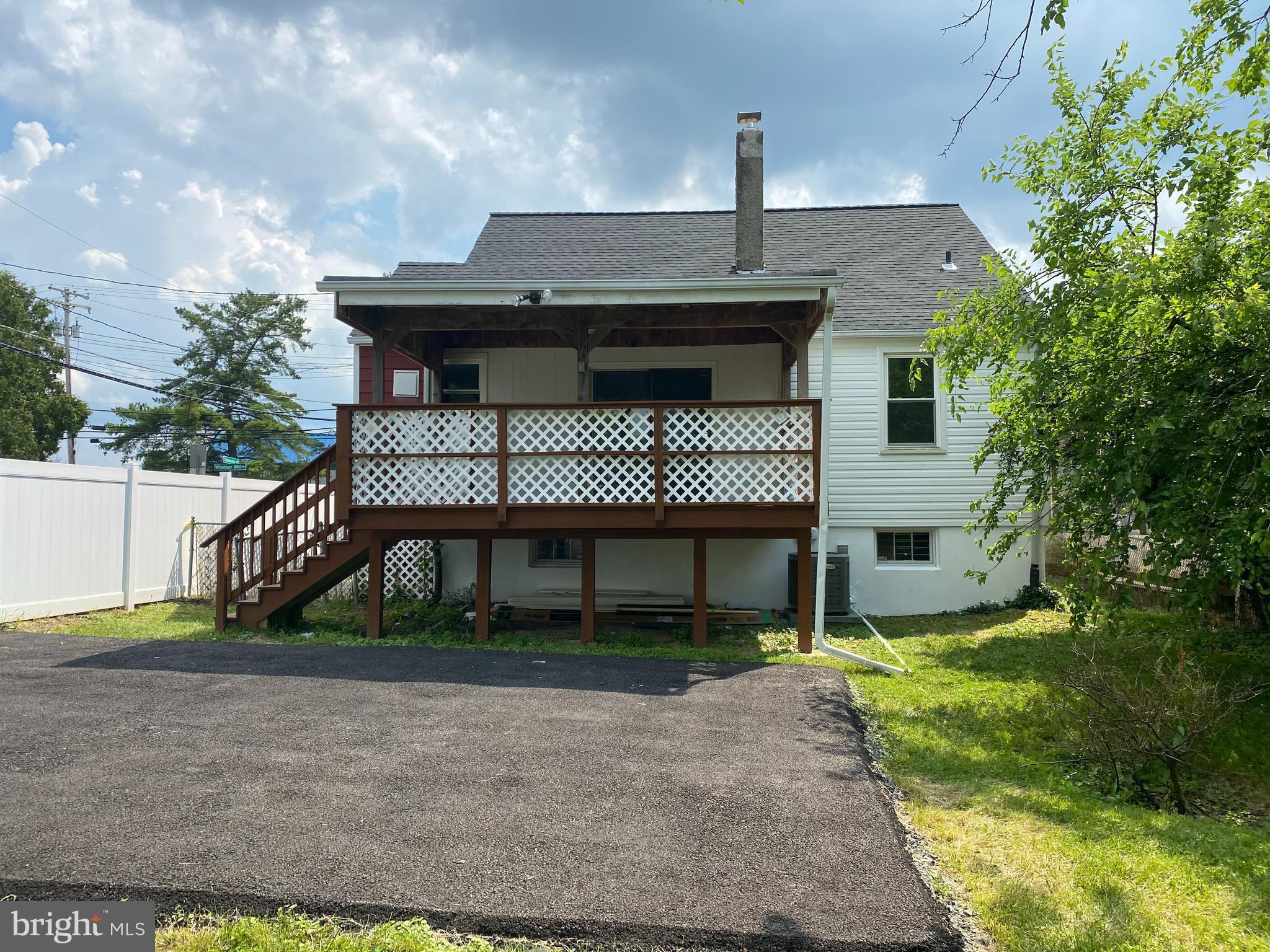 7300 Windsor Mill Road Baltimore, MD 21244 - Photo 4 of 24
