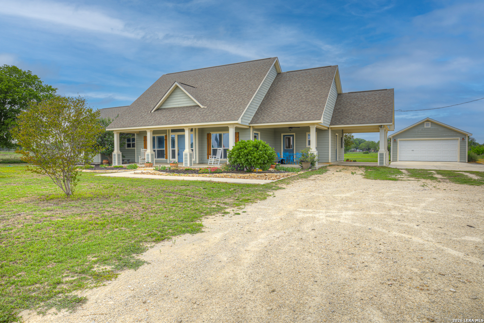 2048 East Martindale Road Seguin, TX 78155 - Photo 3 of 41