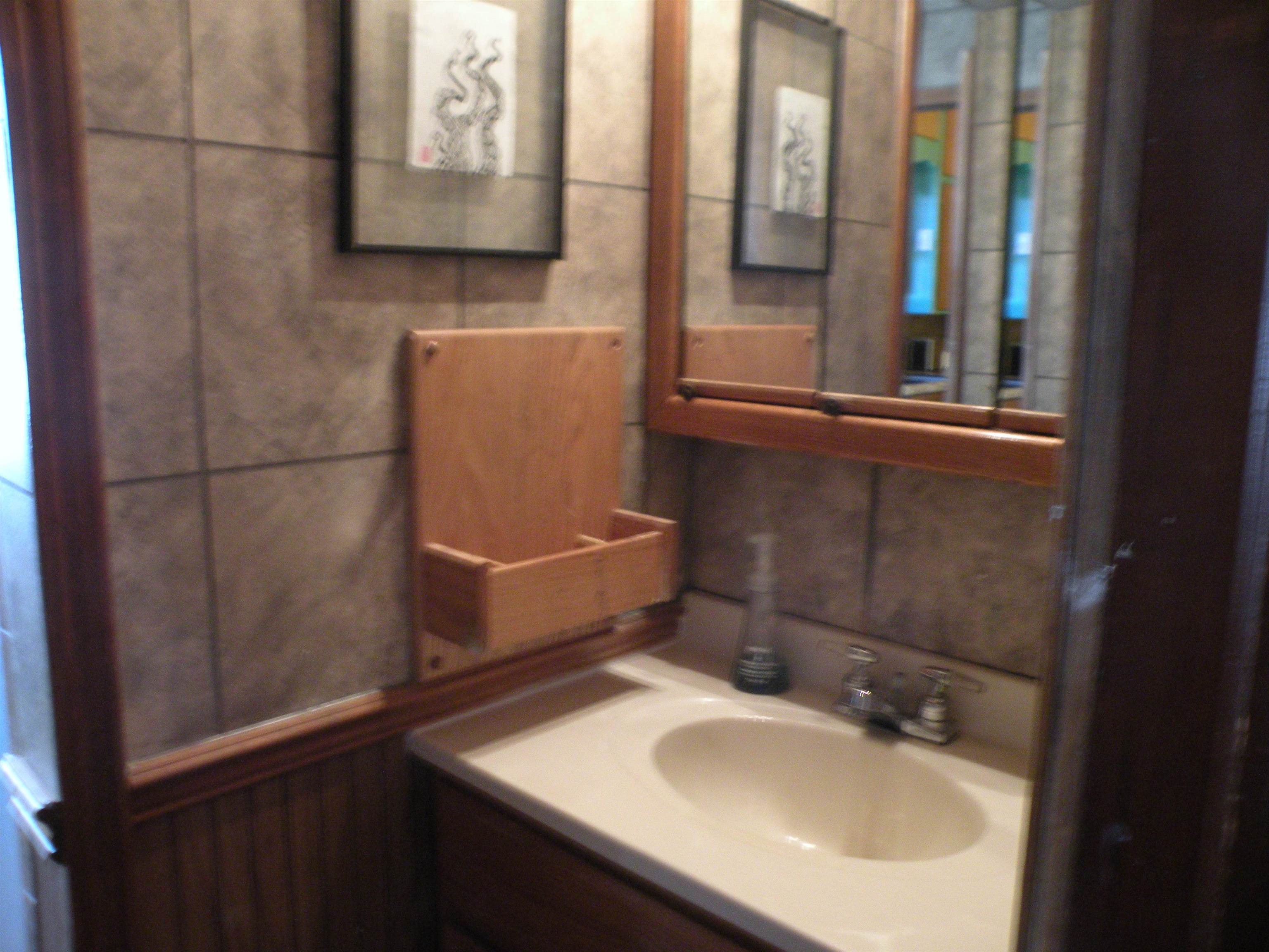 110 Prospect Street Bloomington, WI 53804 - Photo 14 of 21