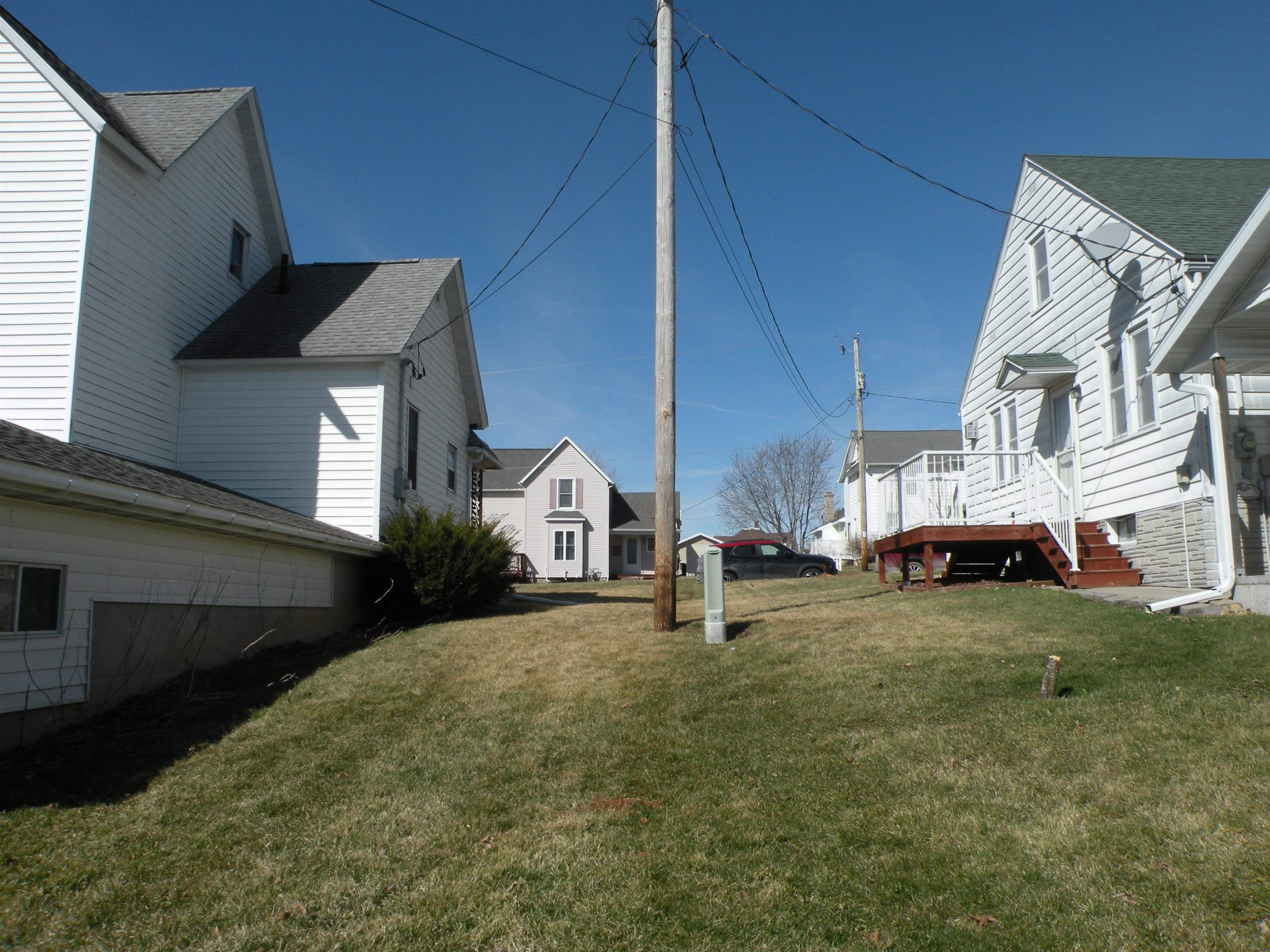 110 Prospect Street Bloomington, WI 53804 - Photo 4 of 21