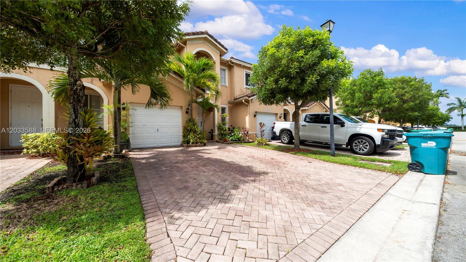 16590 Southwest 70th Street Miami, FL 33193 - Photo 43 of 53