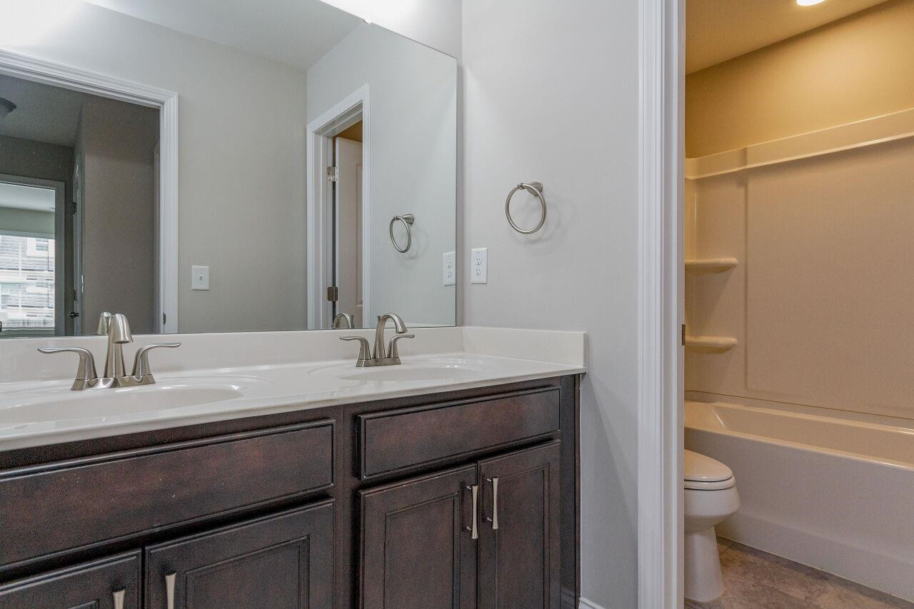 705 Newlyn Drive Raleigh, NC 27606 - Photo 23 of 30 Hall Bath