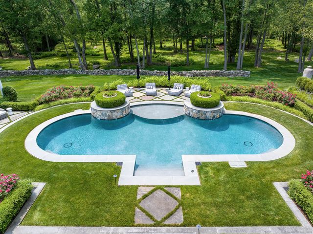 $6,495,000 | 474 Ponus Ridge Road, New Canaan, CT 06840