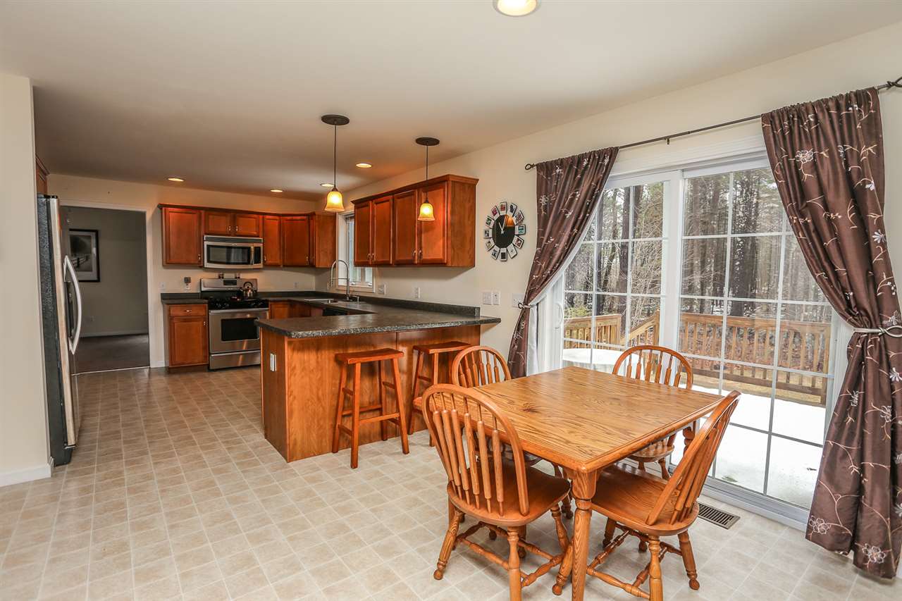 4 Woodside Lane Rochester, NH 03867 - Photo 11 of 38