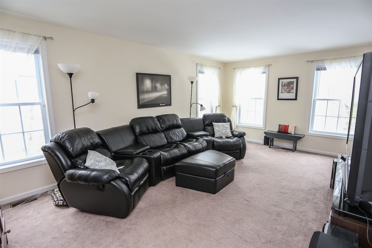 4 Woodside Lane Rochester, NH 03867 - Photo 16 of 38