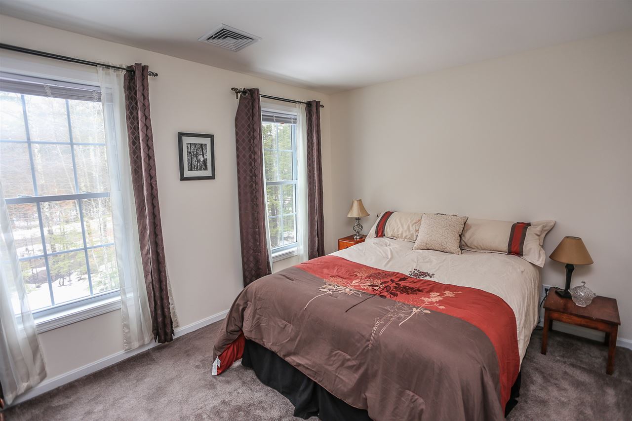 4 Woodside Lane Rochester, NH 03867 - Photo 26 of 38