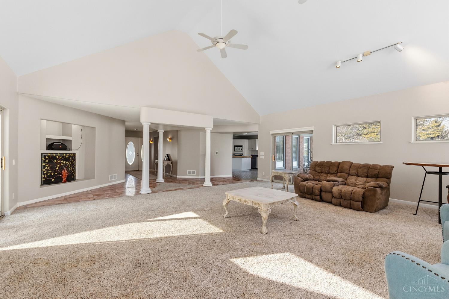 4520 Shepherds Way Batavia, OH 45103 - Photo 5 of 41