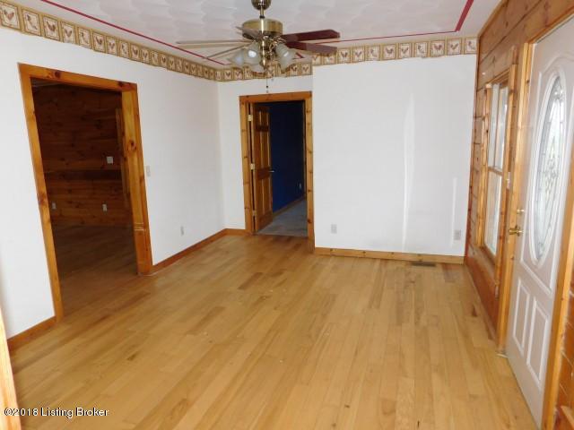 1217 Texas Road Springfield, KY 40069 - Photo 15 of 29 Entry