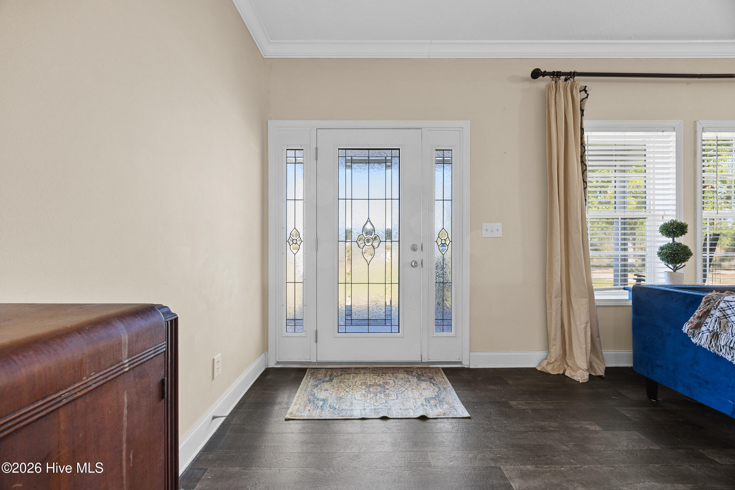 3740 Tuckahoe Road Ivanhoe, NC 28447 - Photo 11 of 62 8_foyer