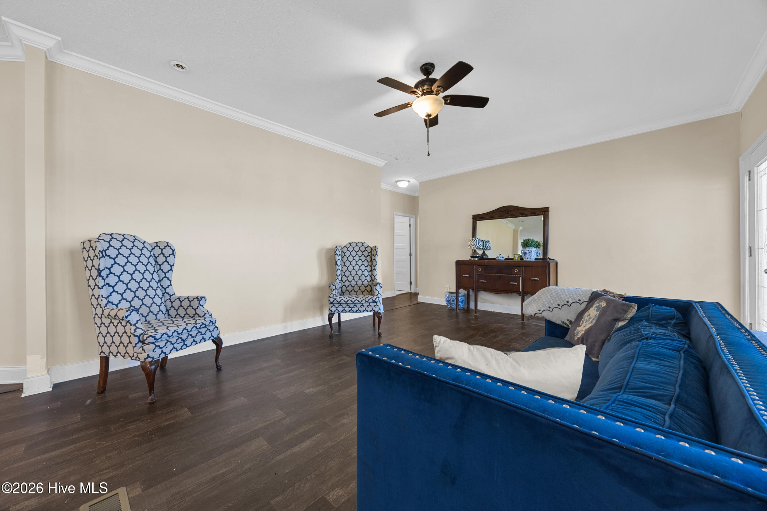 3740 Tuckahoe Road Ivanhoe, NC 28447 - Photo 13 of 62 10_family room