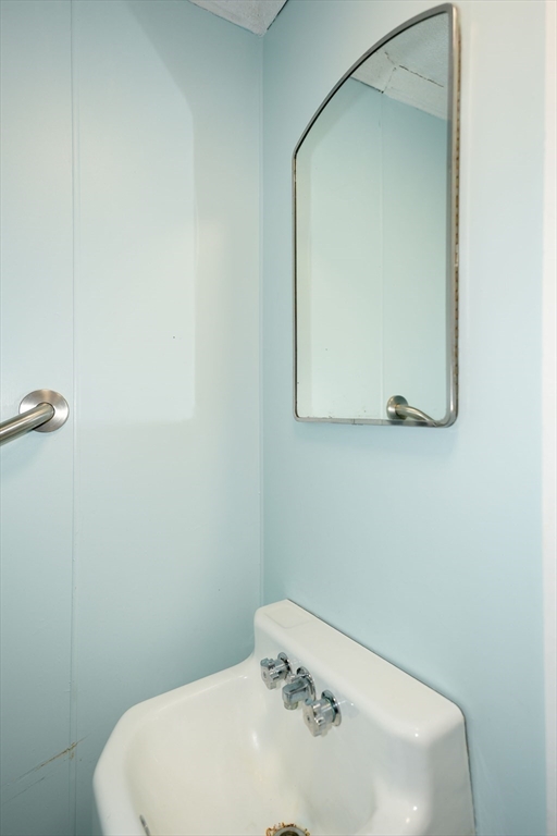 18 Cottage Street Hudson, MA 01749 - Photo 24 of 30 Gallery Image 24