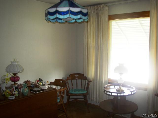 50 Delta Road Amherst, NY 14226 - Photo 4 of 10 Dining Room