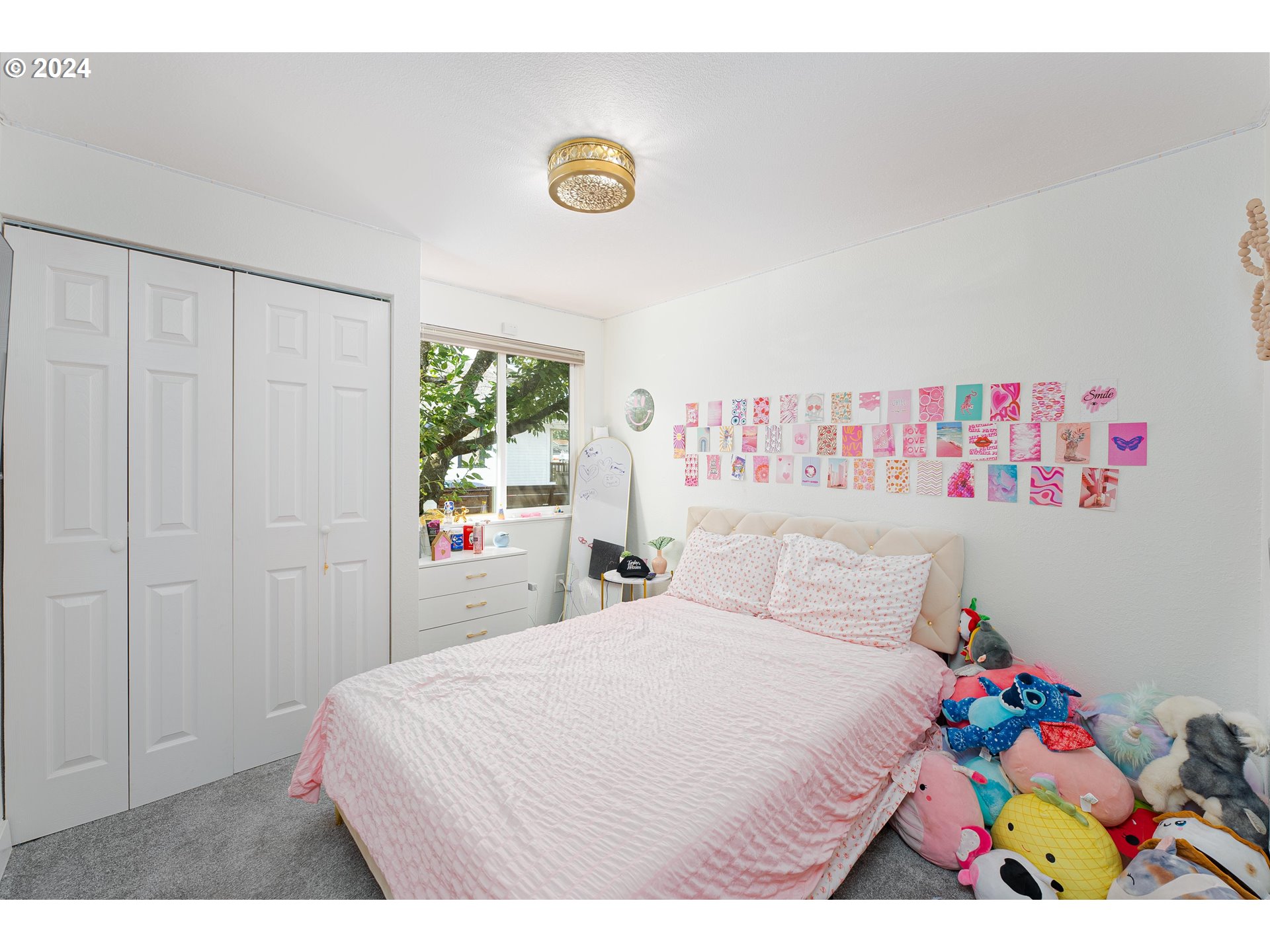 8809 Southeast Reedway Street Portland, OR 97266 - Photo 19 of 39 Bedroom