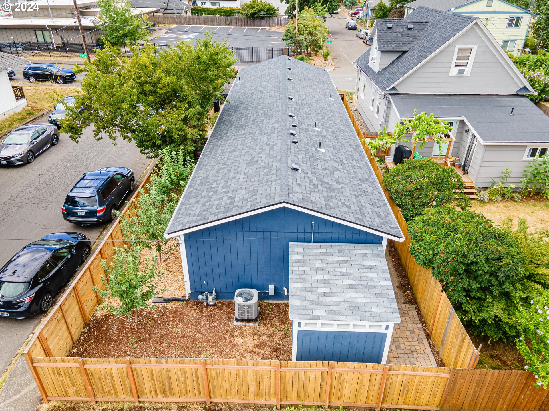 8809 Southeast Reedway Street Portland, OR 97266 - Photo 28 of 39 Drone View/UAV