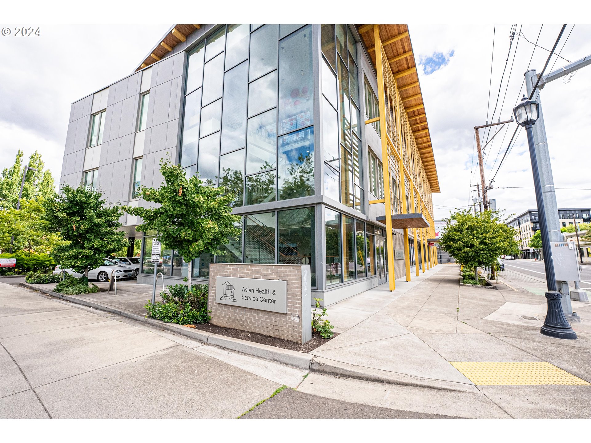 8809 Southeast Reedway Street Portland, OR 97266 - Photo 35 of 39 Gallery Image 35
