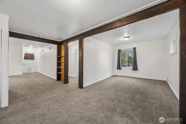 $625,000 | 6302 104th Street East, Puyallup, WA 98373
