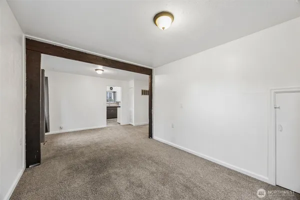 $625,000 | 6302 104th Street East, Puyallup, WA 98373
