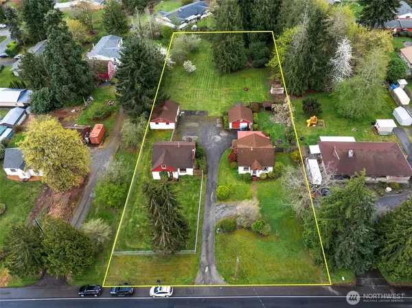 $625,000 | 6302 104th Street East, Puyallup, WA 98373