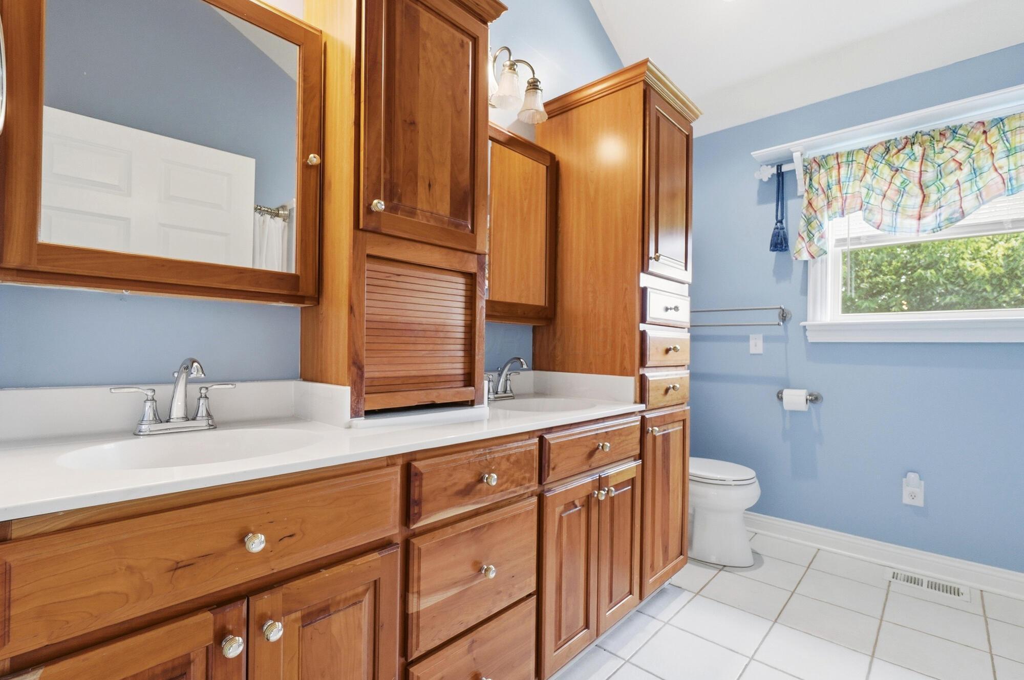 9521 Brock Road Plain City, OH 43064 - Photo 22 of 70 Full Bath
