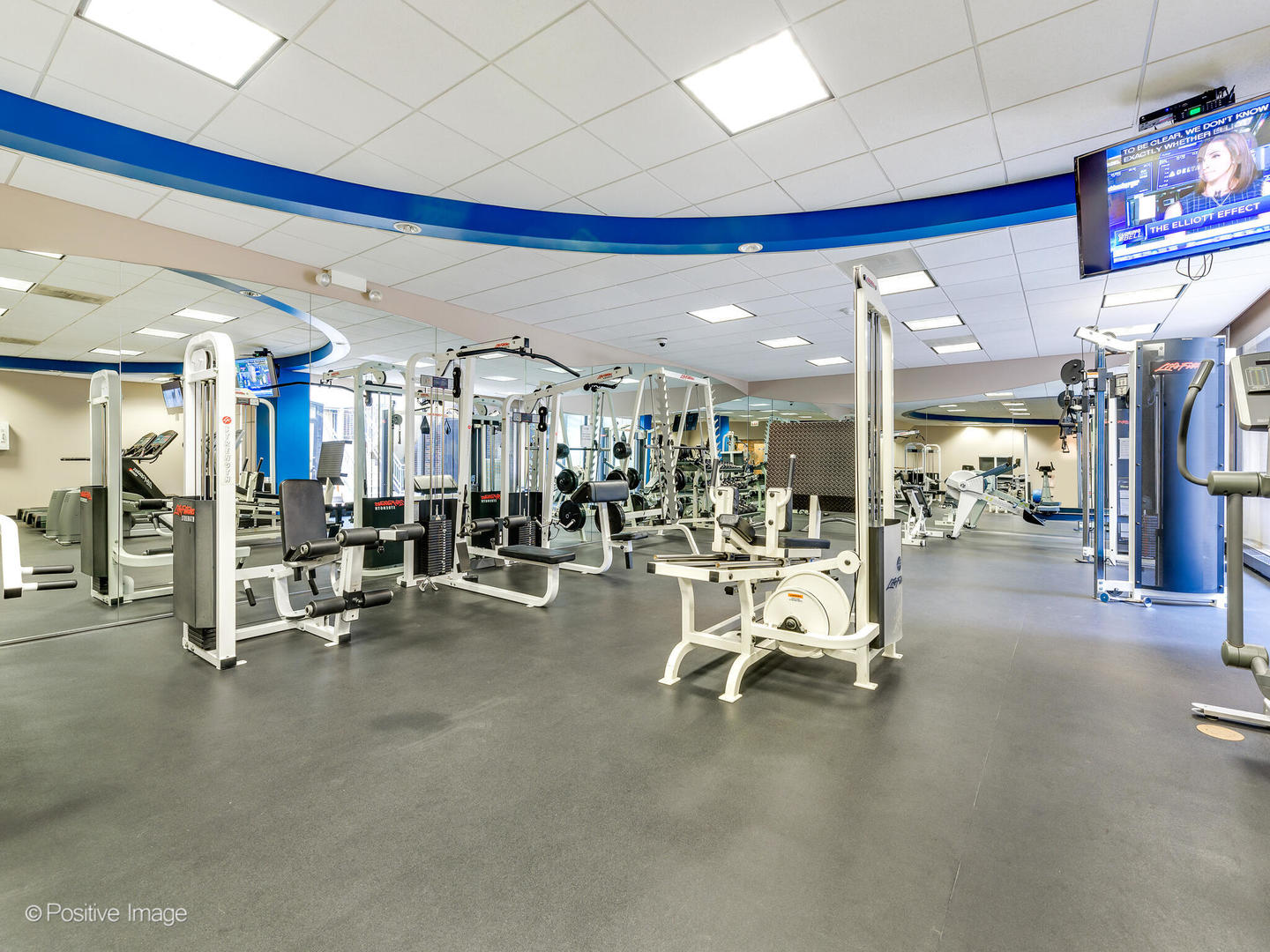 260 East Chestnut Street, Unit 2507 Chicago, IL 60611 - Photo 19 of 22 a view of a room with gym equipment