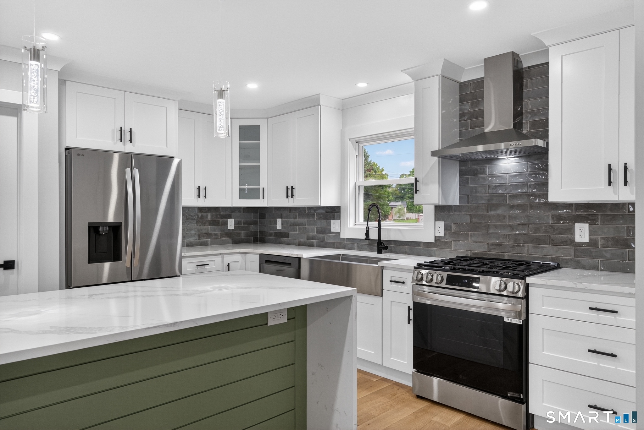 10 Cutrone Road Norwalk, CT 06850 - Photo 13 of 40