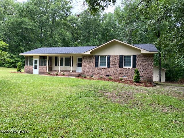 2117 1/2 Fayetteville Road Rockingham, NC 28379 - Photo 1 of 15 Front View