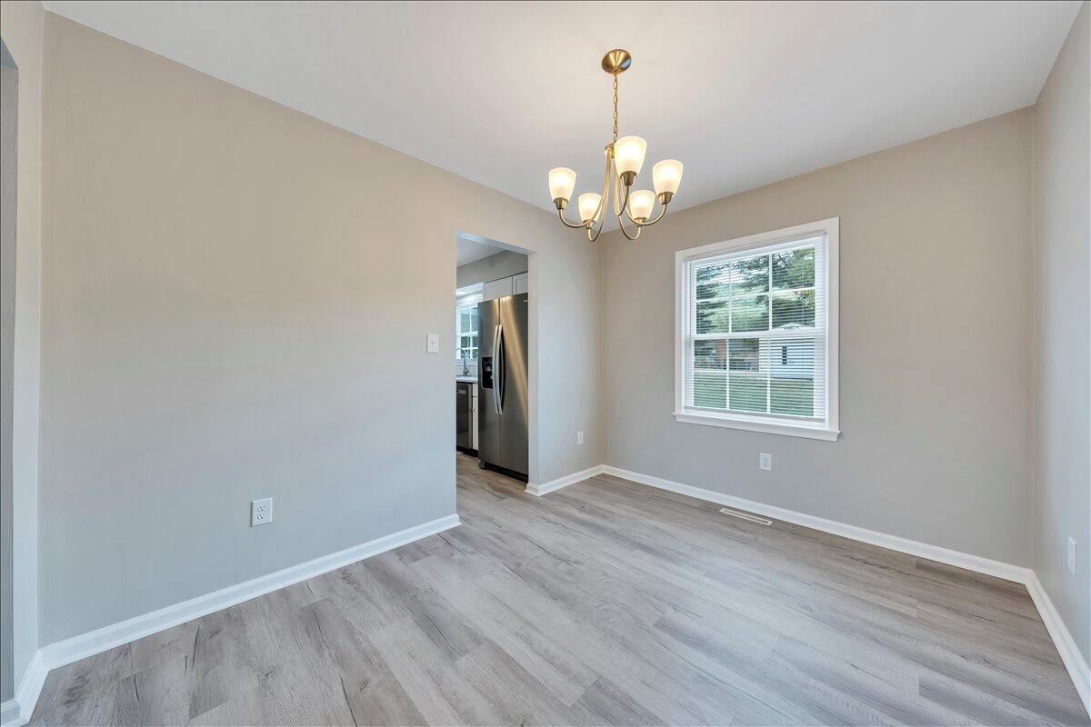 197 Apple Tree Road Roanoke, VA 24019 - Photo 13 of 45 11-MIB00990