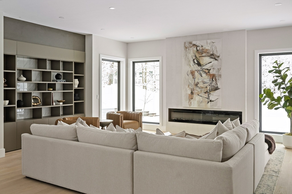 16 Dorcar Road Newton, MA 02467 - Photo 11 of 39