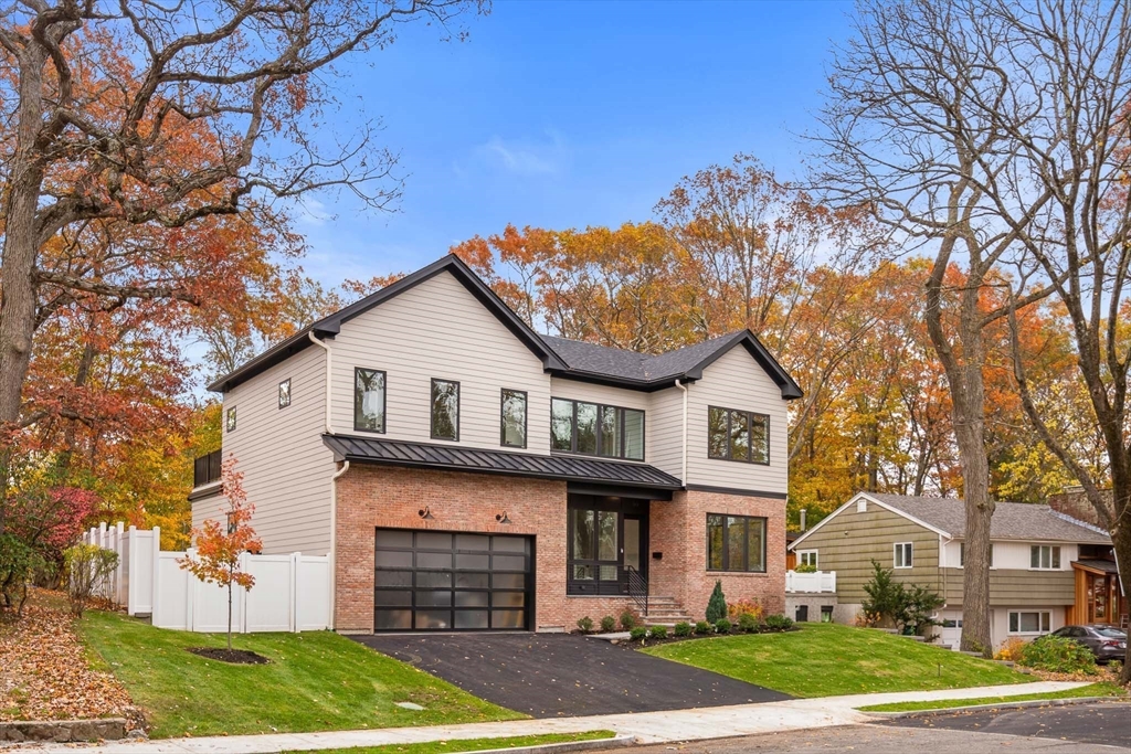 16 Dorcar Road Newton, MA 02467 - Photo 2 of 39