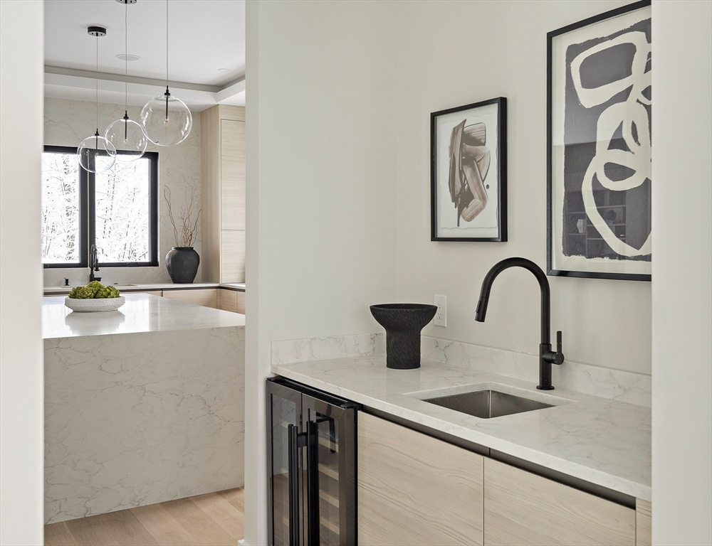 16 Dorcar Road Newton, MA 02467 - Photo 25 of 39