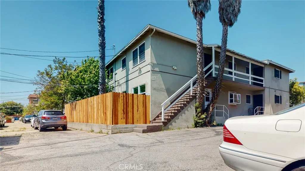 239 3rd Avenue Venice, CA 90291 - Photo 22 of 24