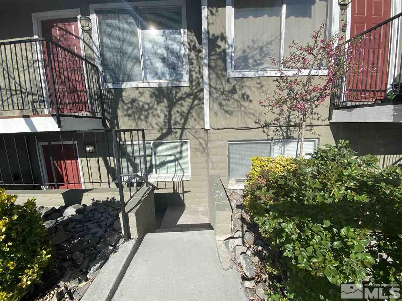 1436 East 9th Street, Unit 14 Reno, NV 89512 - Photo 5 of 40 Photo 5