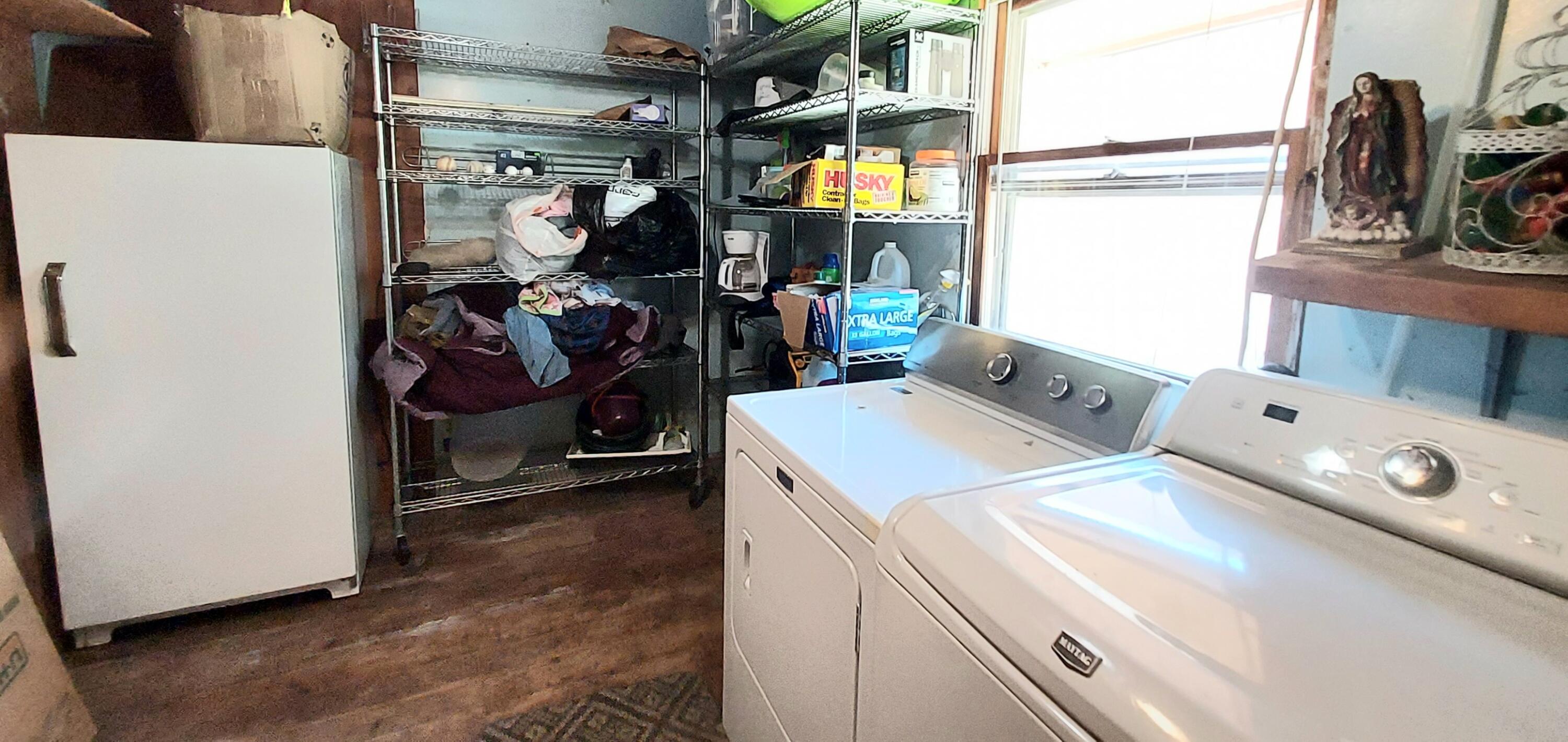 609 Steelhead Road Alderpoint, CA 95511 - Photo 39 of 58 Laundry Room