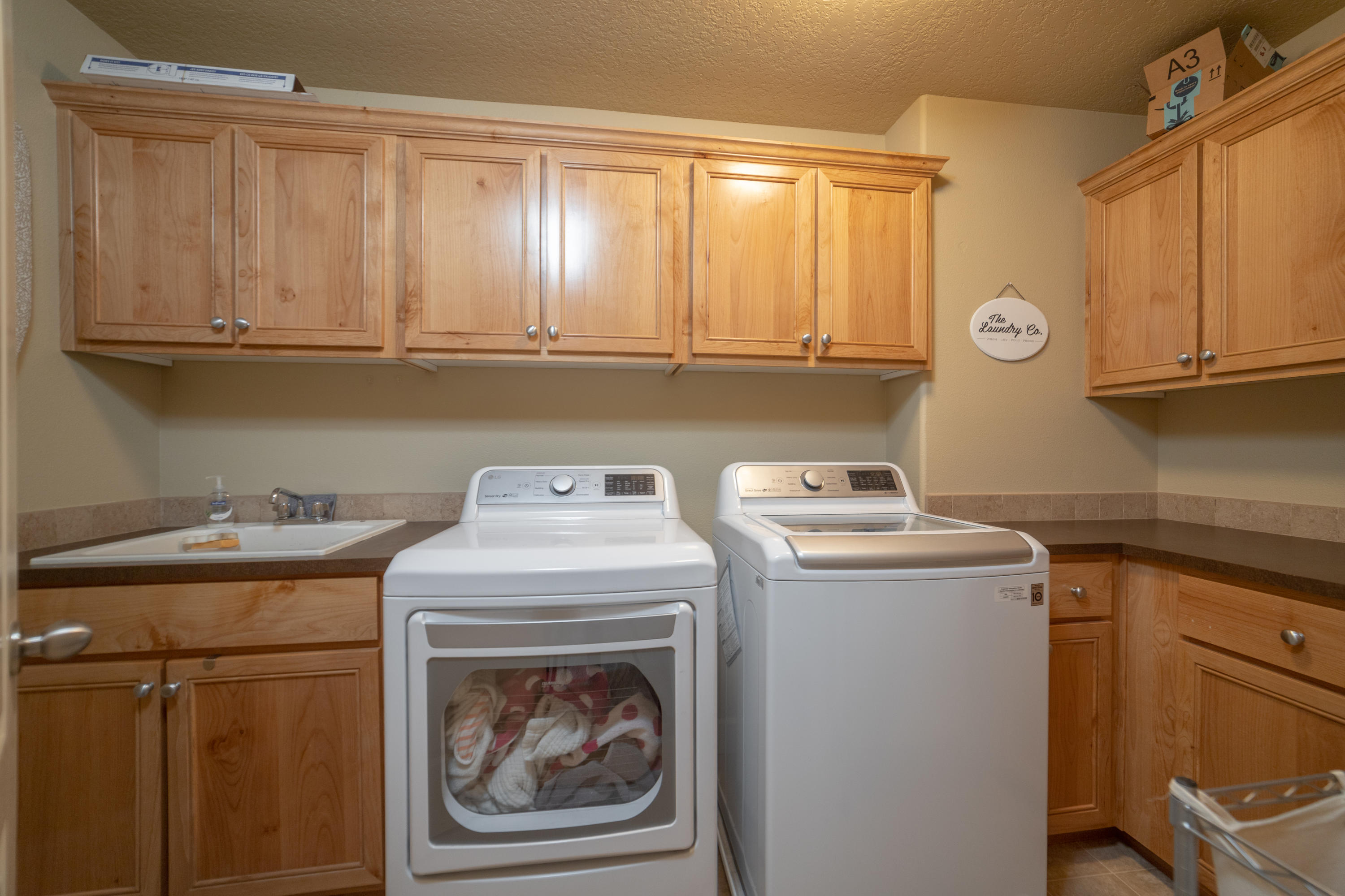 20754 Kilbourne Loop Bend, OR 97701 - Photo 29 of 45 Convenient upstairs laundry