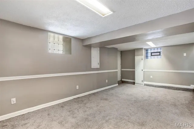 $210,000 | 3831 Burgen Avenue, St. Louis, MO 63116