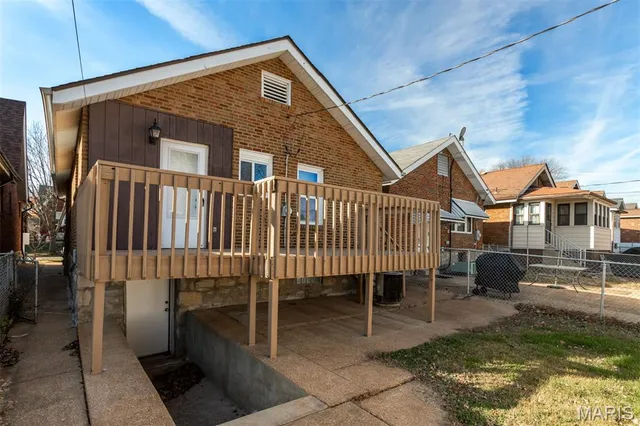 $210,000 | 3831 Burgen Avenue, St. Louis, MO 63116