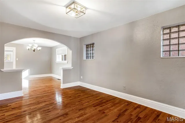 $210,000 | 3831 Burgen Avenue, St. Louis, MO 63116