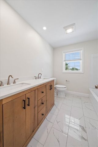 $592,000 | 7 Betsy Williams Drive, Warwick, RI 02889