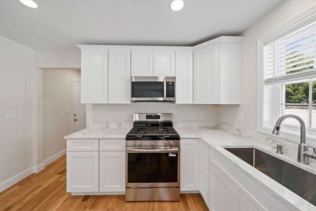 $592,000 | 7 Betsy Williams Drive, Warwick, RI 02889