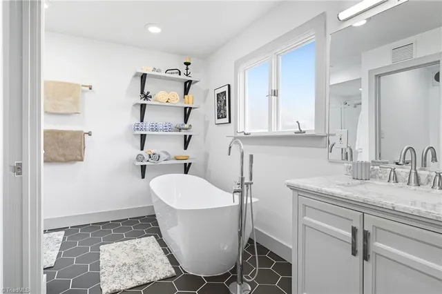 $375,000 | 125 Pembrooke Ridge Court, Advance, NC 27006