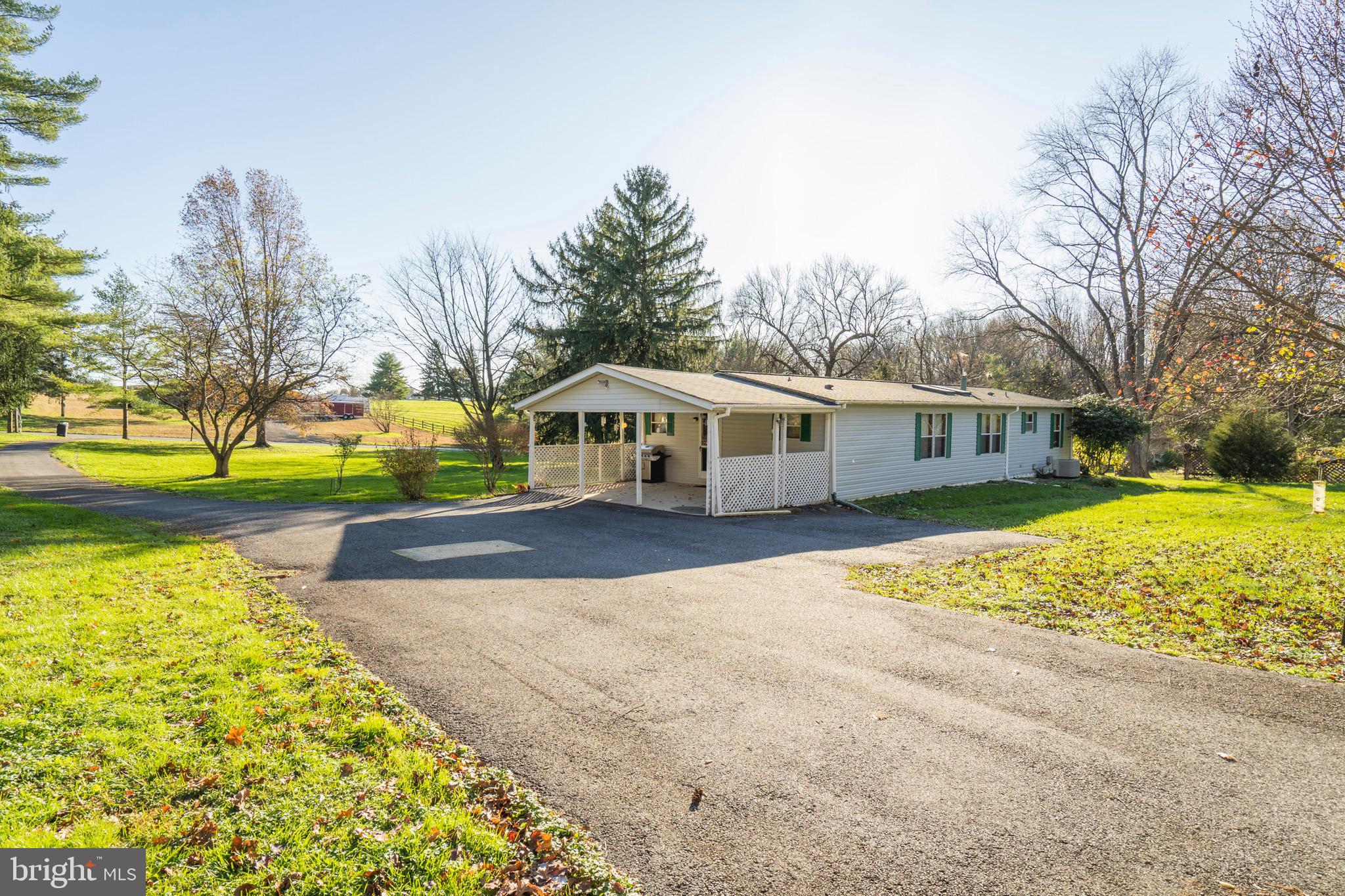 107 Rocky Springs Road Avondale, PA 19311 - Photo 4 of 29