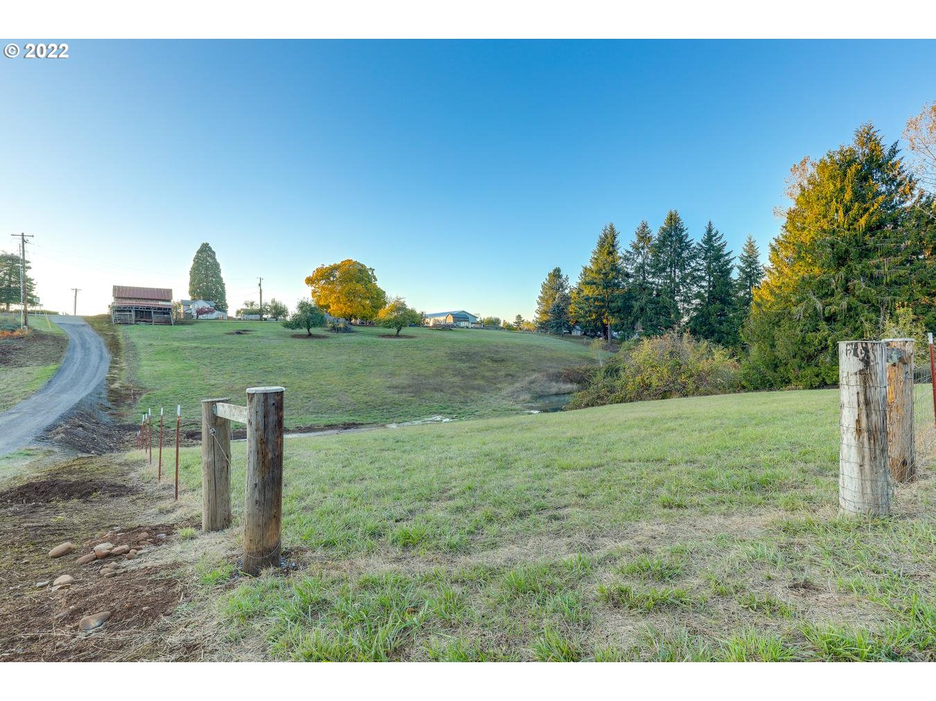 22086 Southeast Howlett Road Eagle Creek, OR 97022 - Photo 23 of 32 Gallery Image 23