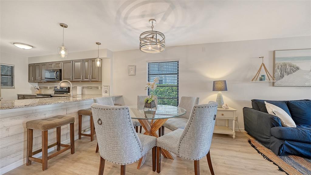 1249 Dockside Place, Unit 110 Sarasota, FL 34242 - Photo 14 of 41