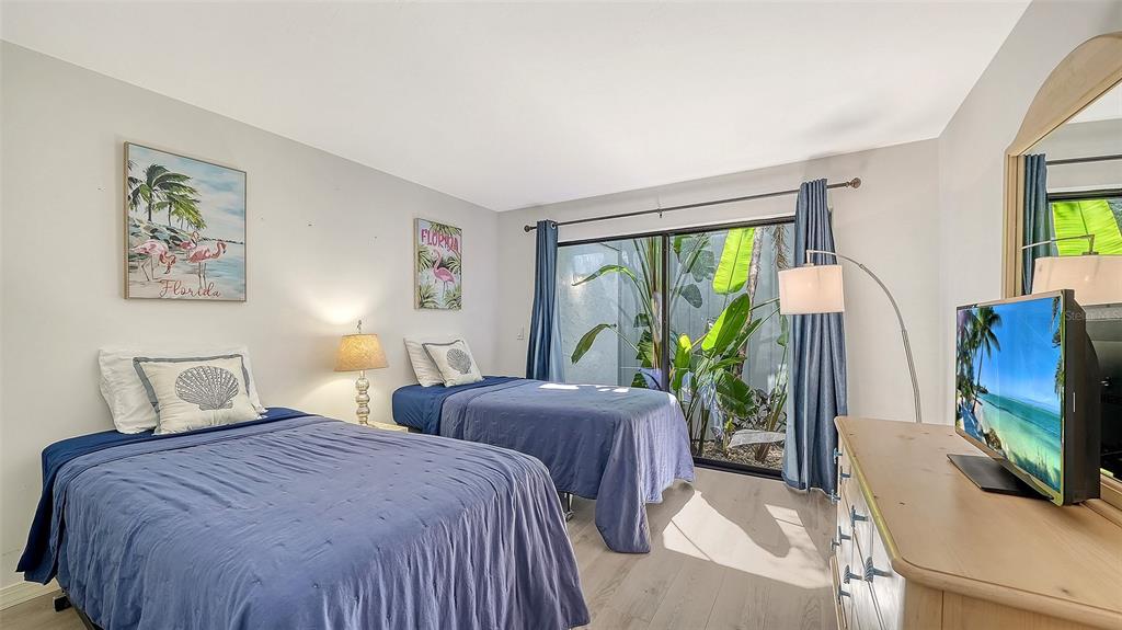 1249 Dockside Place, Unit 110 Sarasota, FL 34242 - Photo 26 of 41