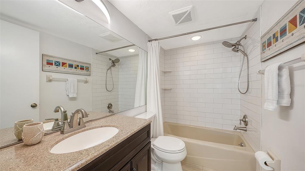1249 Dockside Place, Unit 110 Sarasota, FL 34242 - Photo 28 of 41