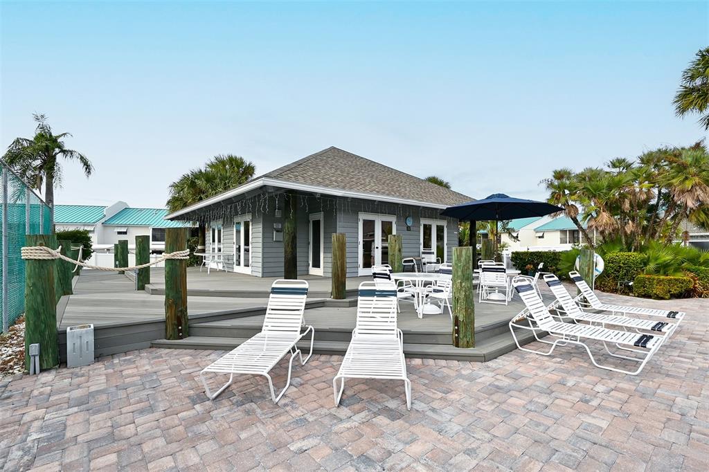1249 Dockside Place, Unit 110 Sarasota, FL 34242 - Photo 37 of 41