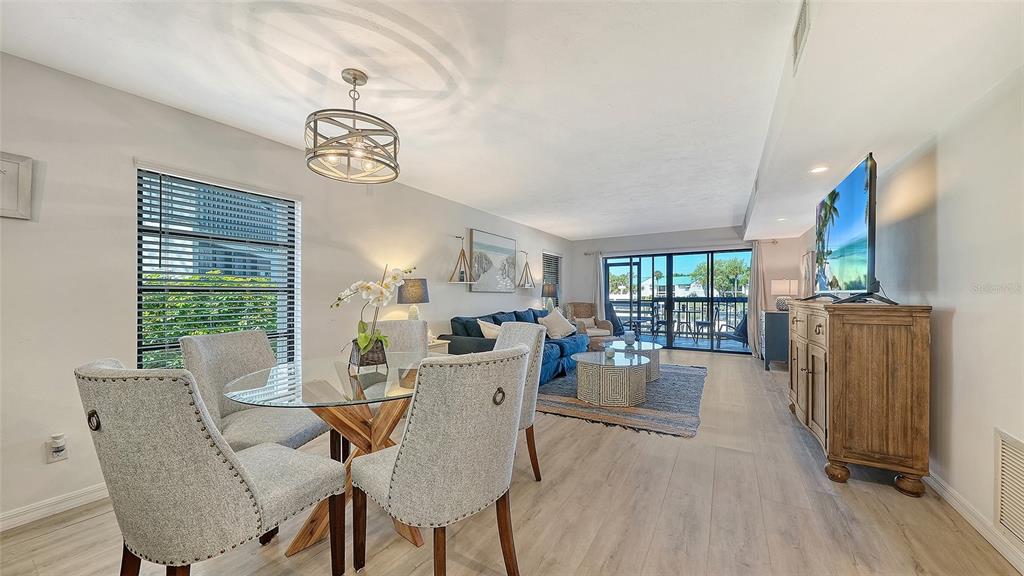 1249 Dockside Place, Unit 110 Sarasota, FL 34242 - Photo 6 of 41