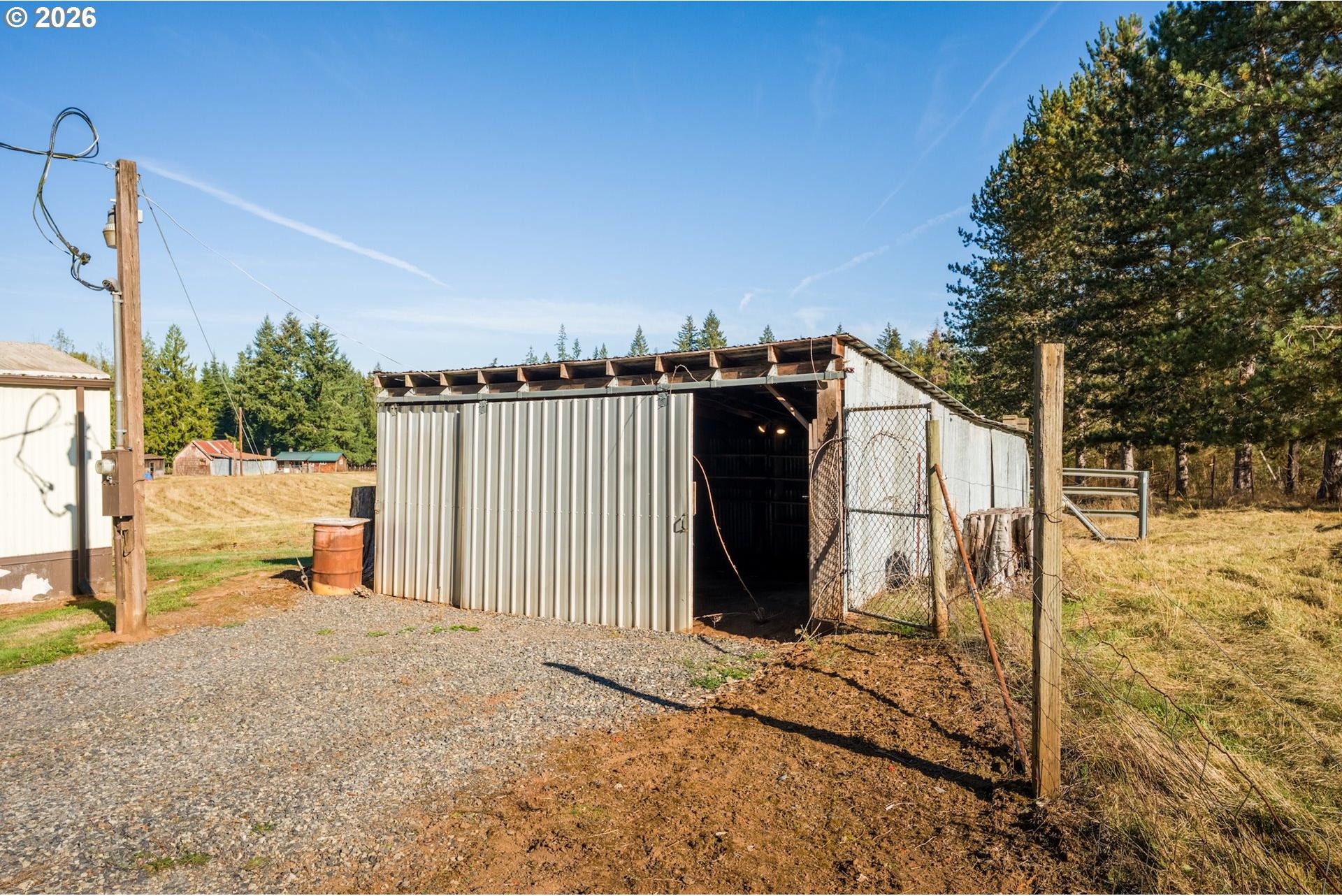 19285 South Munson Road Molalla, OR 97038 - Photo 18 of 40 Gallery Image 18