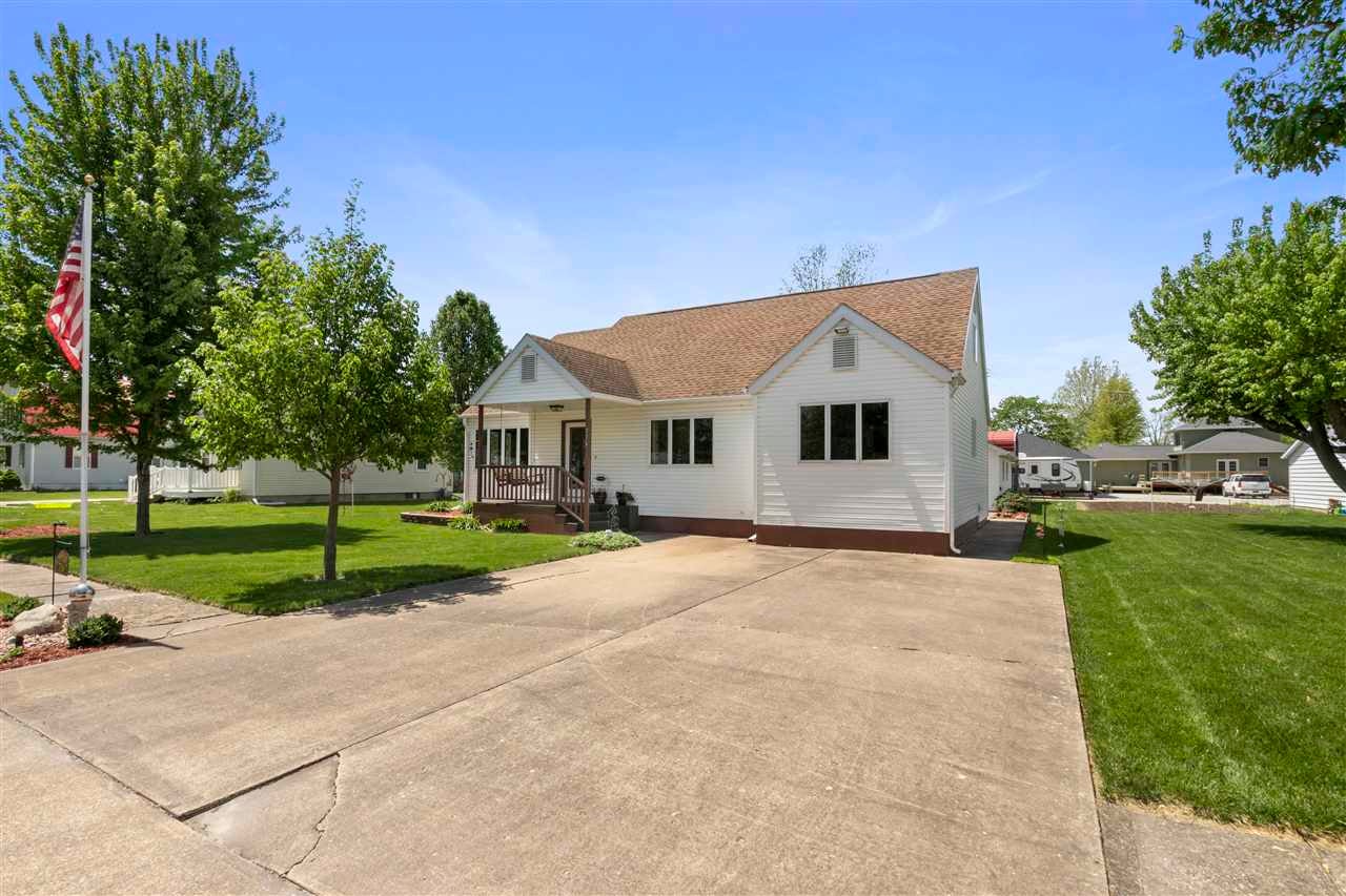 716 University Street Donnellson, IA 52625 - Photo 1 of 29 Gallery Image 1